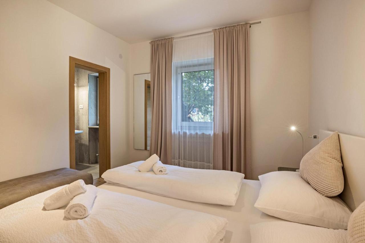Hofer Sandra Apartment Niederdorf